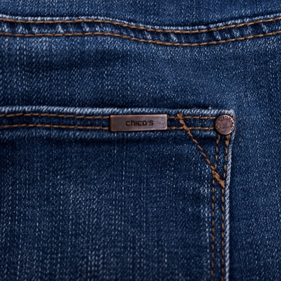 Chico's Women's So Slimming Ankle Denim Stretch Medium Wash Jeans Small - Picture 5 of 11